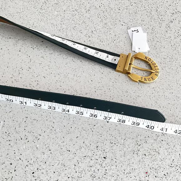 + True Religion Belt Black Brown Reversible Logo Imprint Gold-tone Horseshoe - Picture 6 of 9